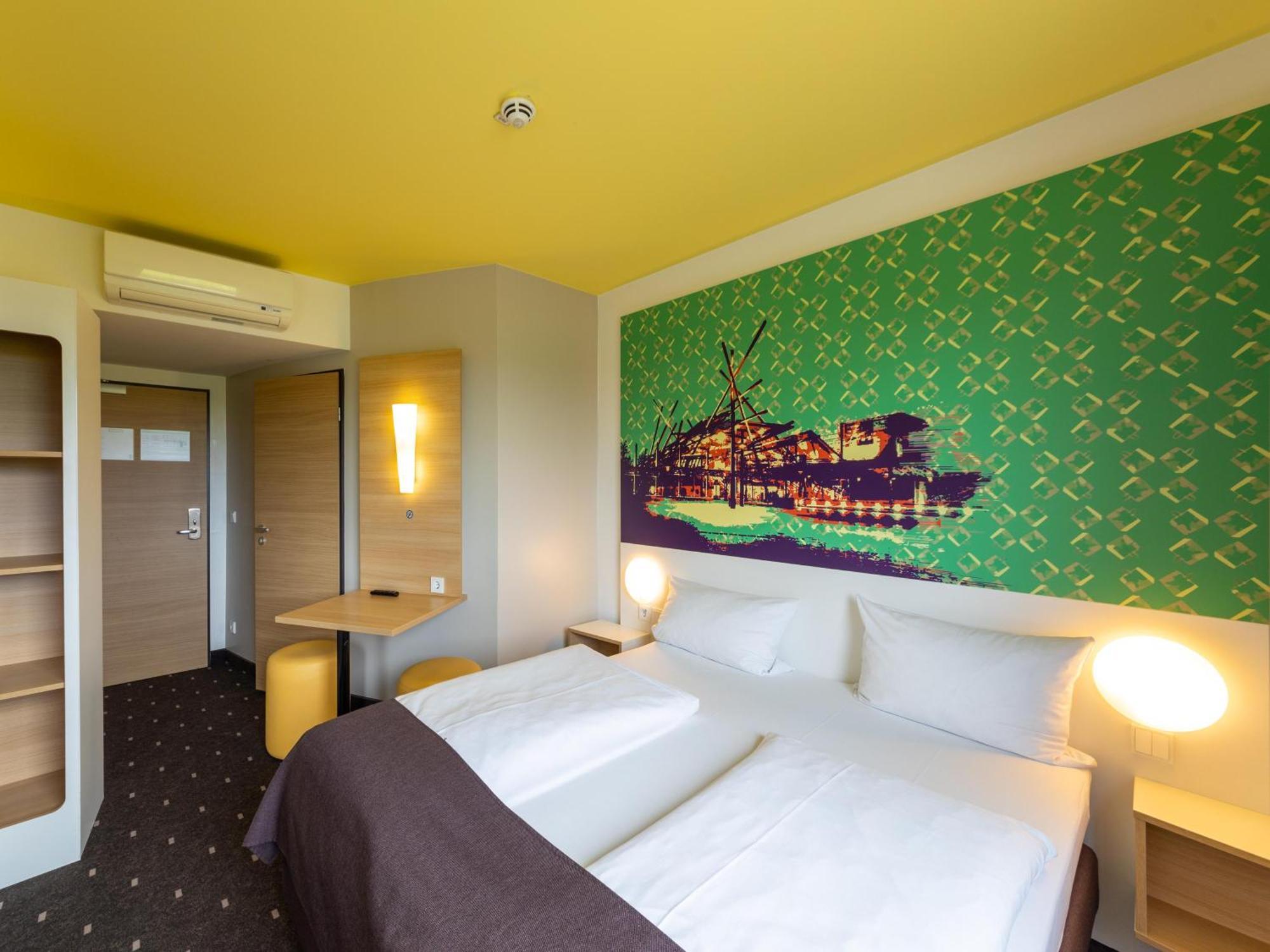 B&B Hotel Oberhausen Am Centro Екстериор снимка