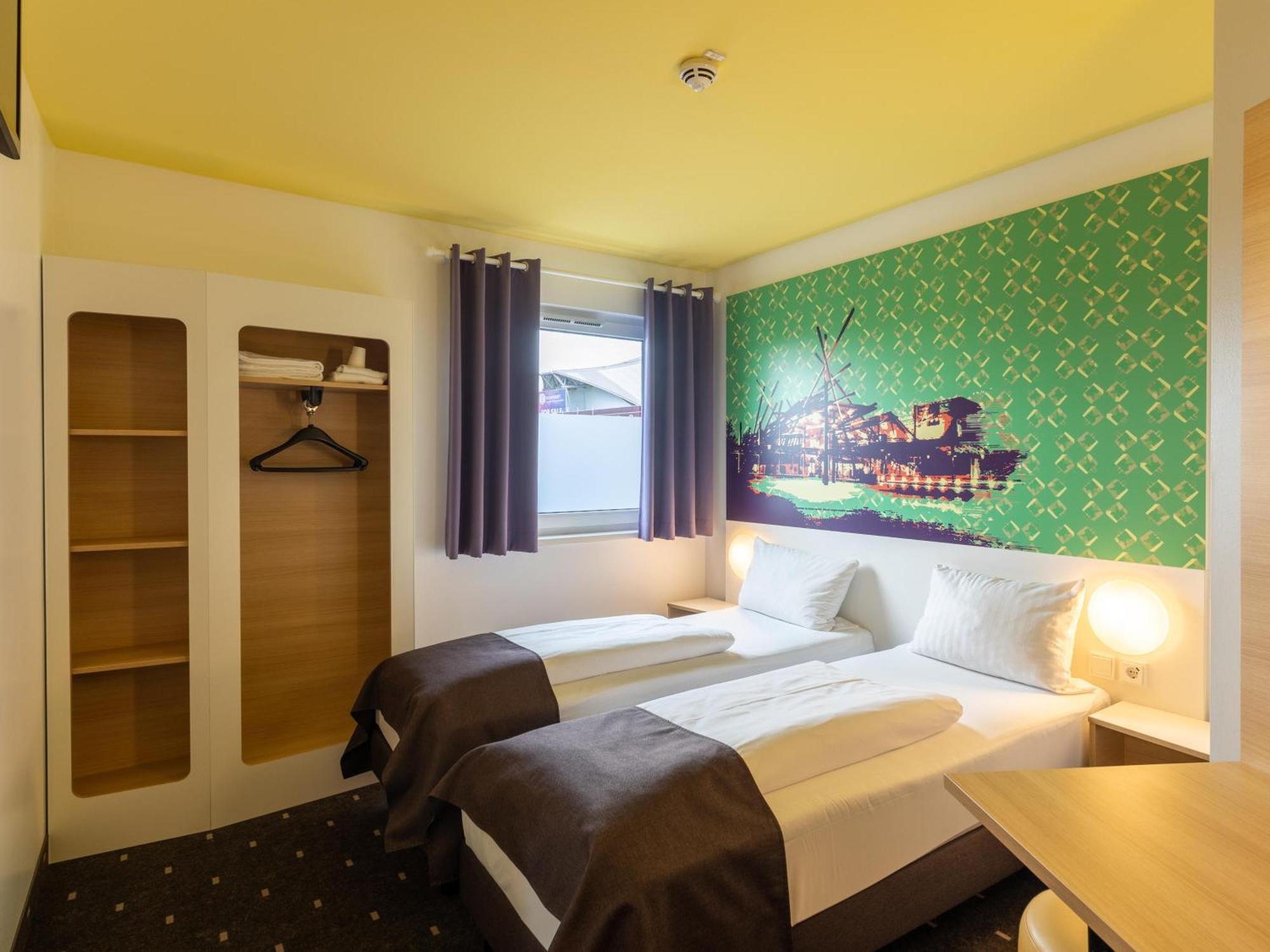 B&B Hotel Oberhausen Am Centro Екстериор снимка