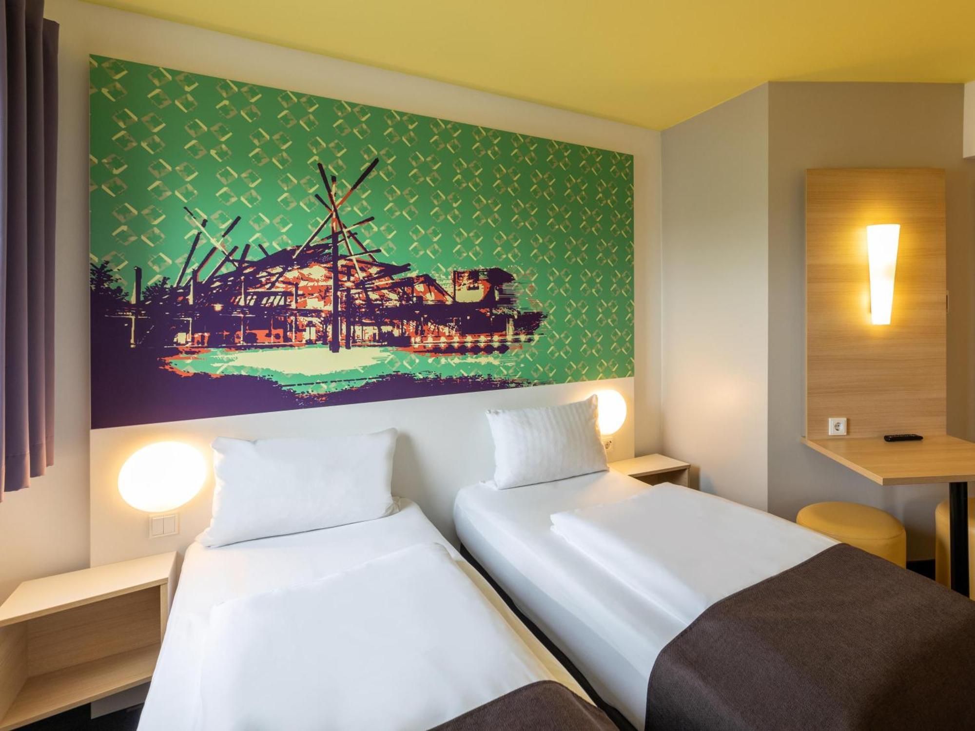 B&B Hotel Oberhausen Am Centro Екстериор снимка