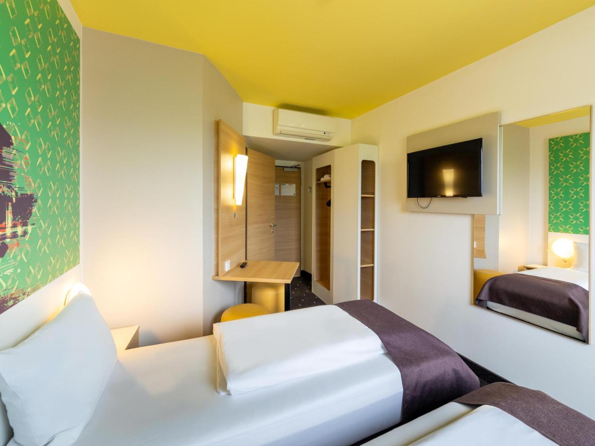 B&B Hotel Oberhausen Am Centro Екстериор снимка