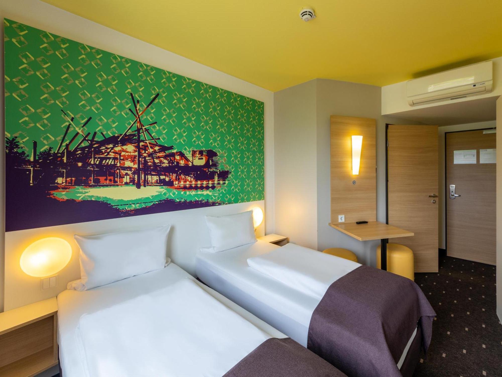B&B Hotel Oberhausen Am Centro Екстериор снимка