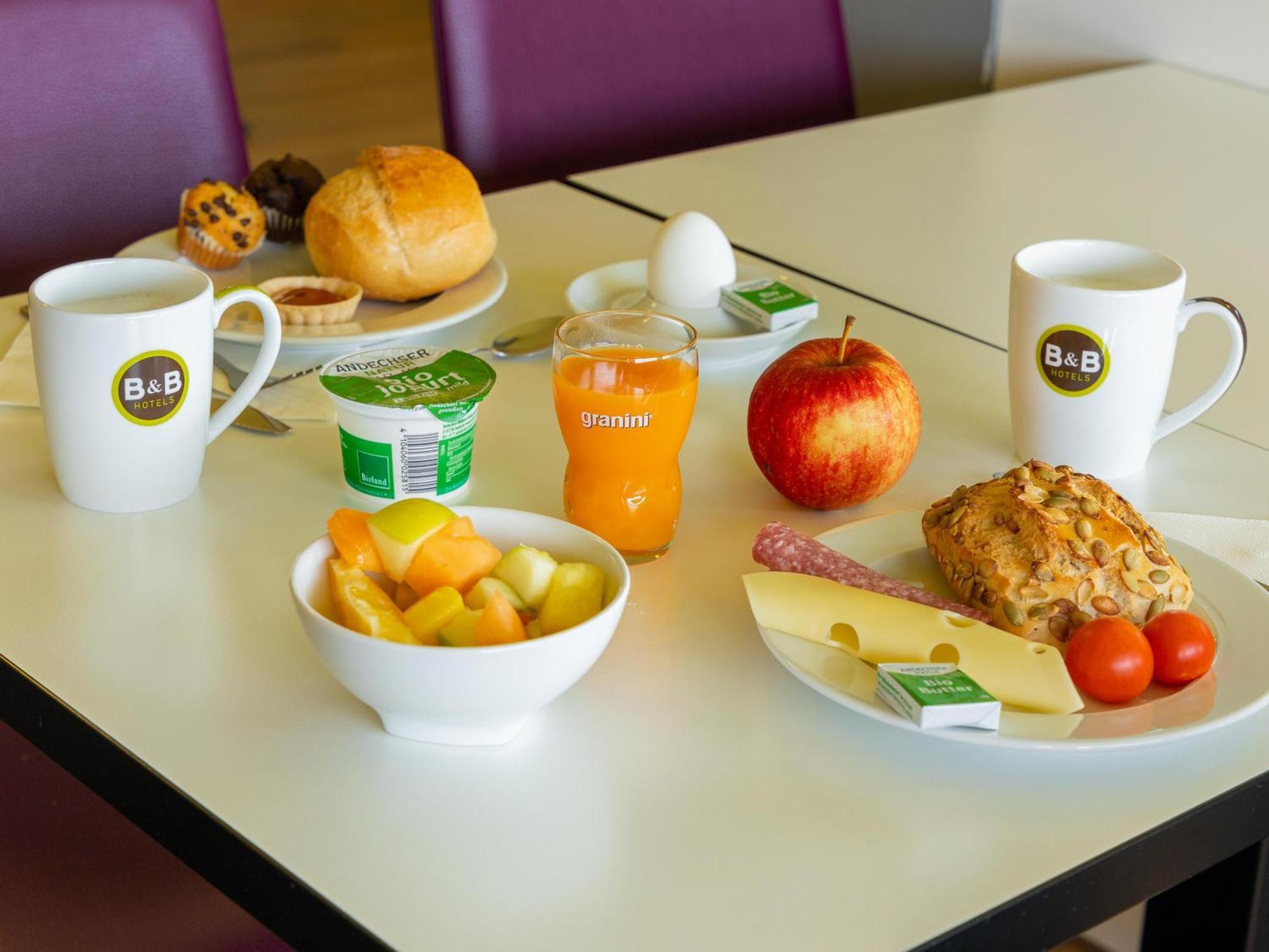 B&B Hotel Oberhausen Am Centro Екстериор снимка